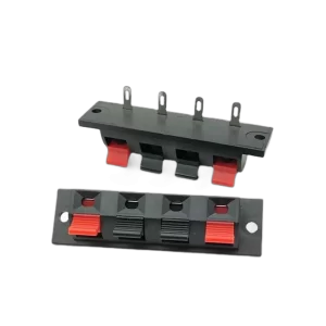 Borne de pressão com 4 vias para áudio